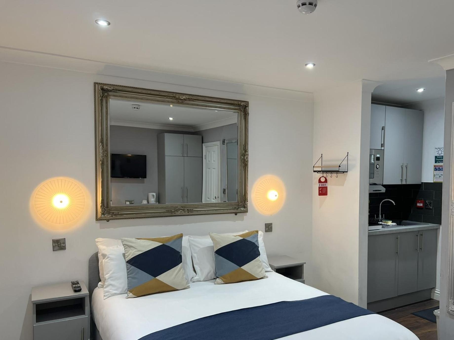 Melbury Rooms & Studios Ексетър Стая снимка