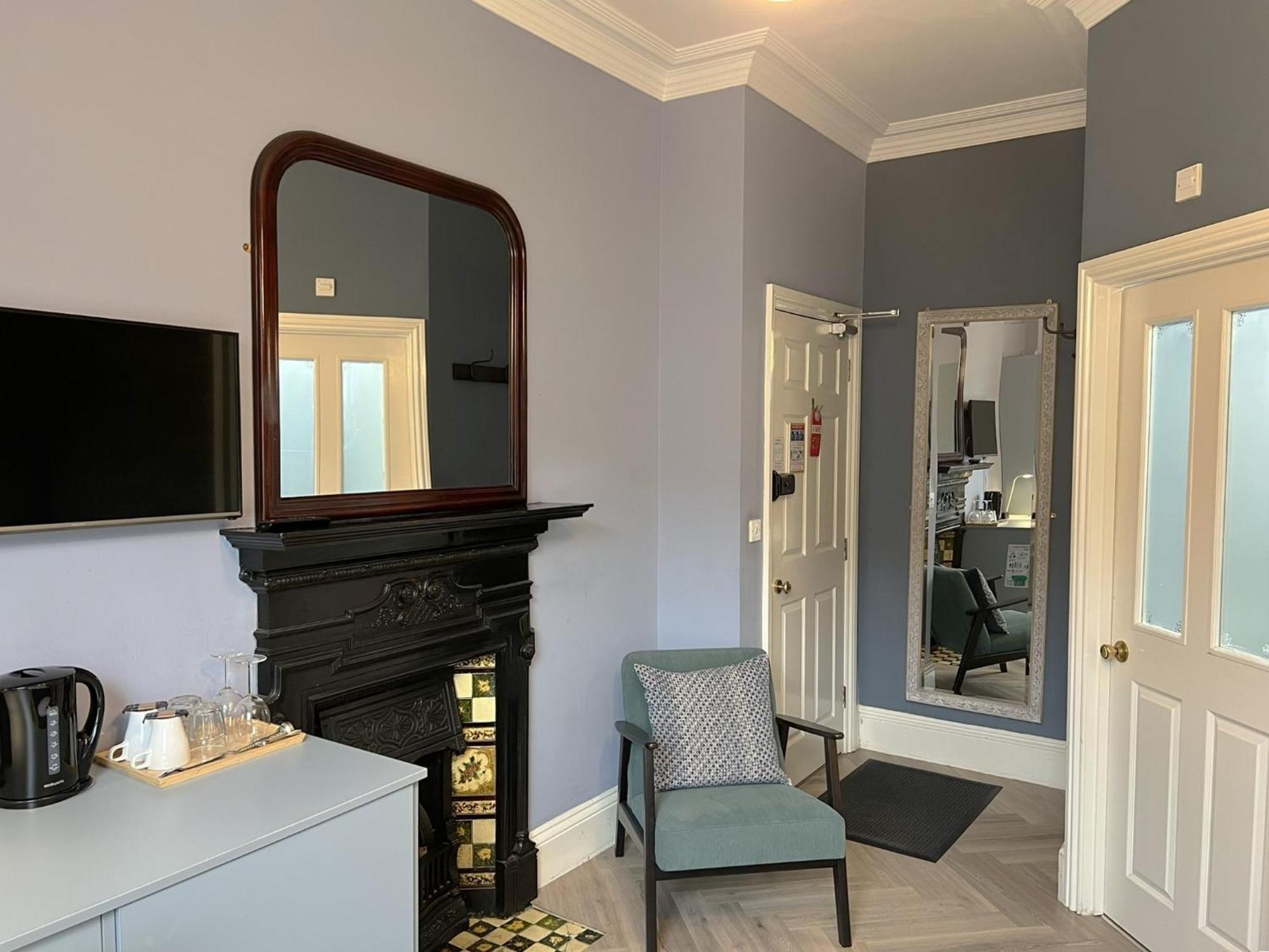 Melbury Rooms & Studios Ексетър Стая снимка